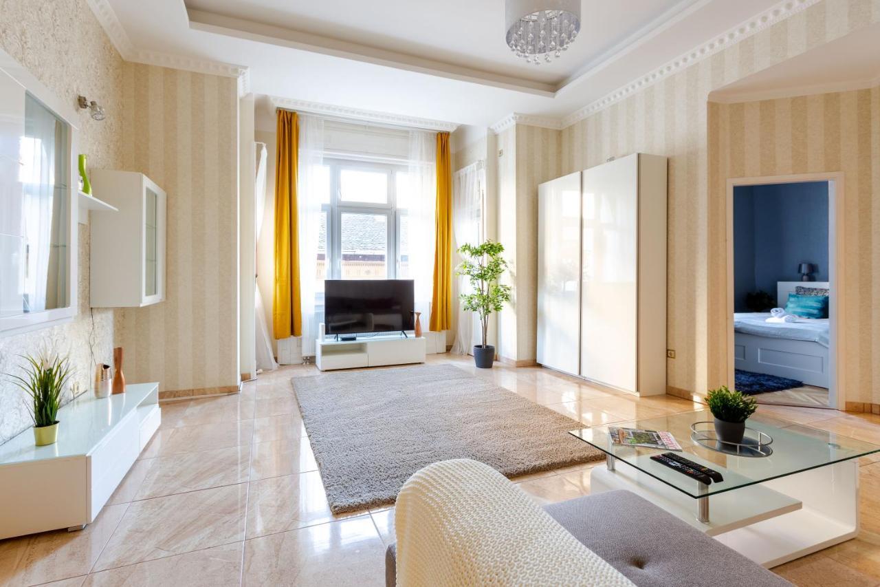 Luxury Downtown Home By Anna Budapest Ngoại thất bức ảnh